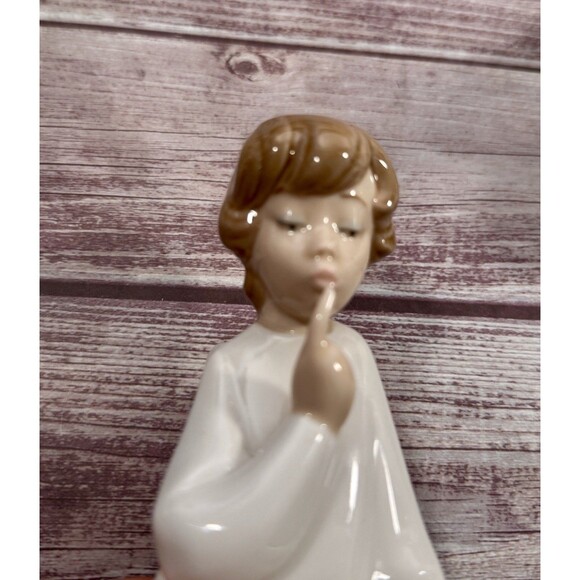 Lladro #4635 Angel protecting a baby Figurine Guardian Angel Spain RETIRED - Picture 6 of 14